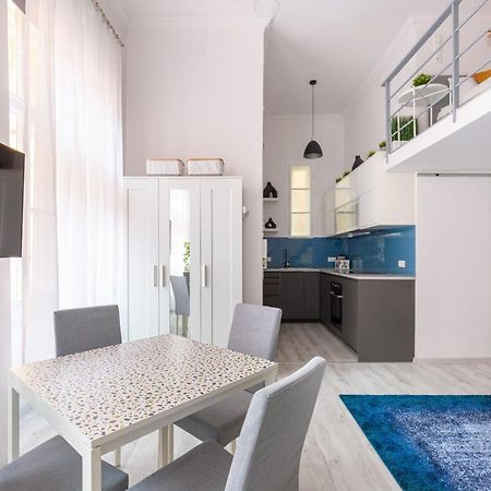 Standard Apartment By Hi5-Relax With Style Studio Будапеща Екстериор снимка