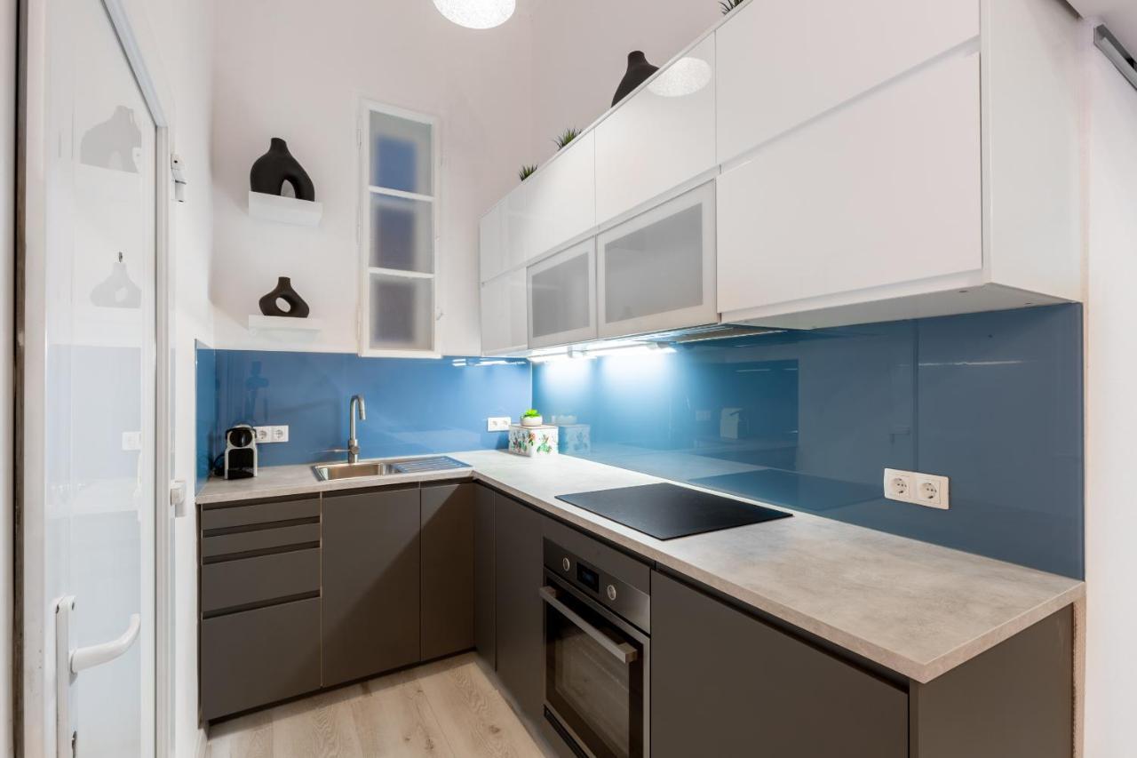 Standard Apartment By Hi5-Relax With Style Studio Будапеща Екстериор снимка